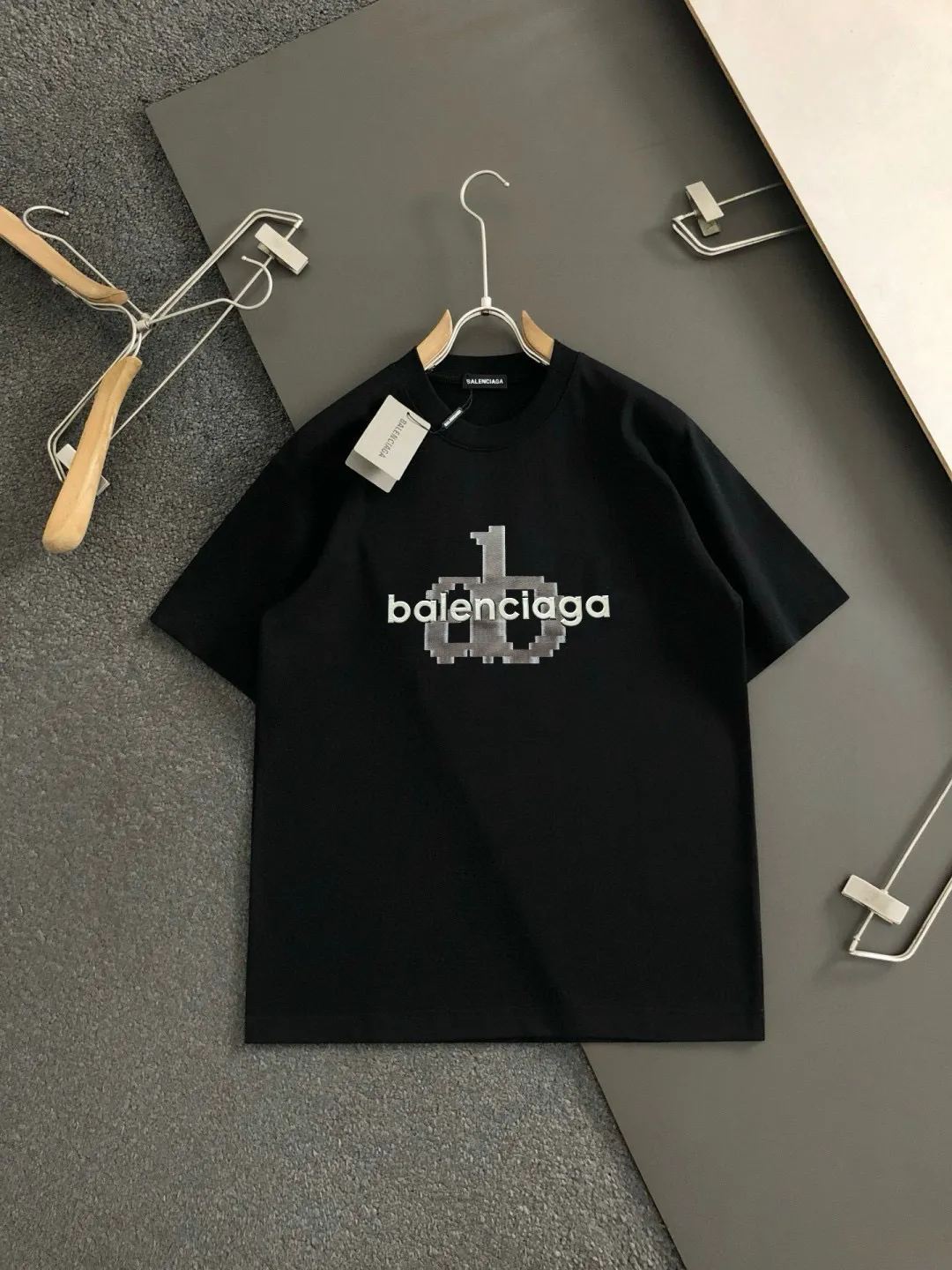 BAL 2025 New Arrival New Arrival T Premium ！ logo Premium . . . . . ！ ！Sizes：M-3XL